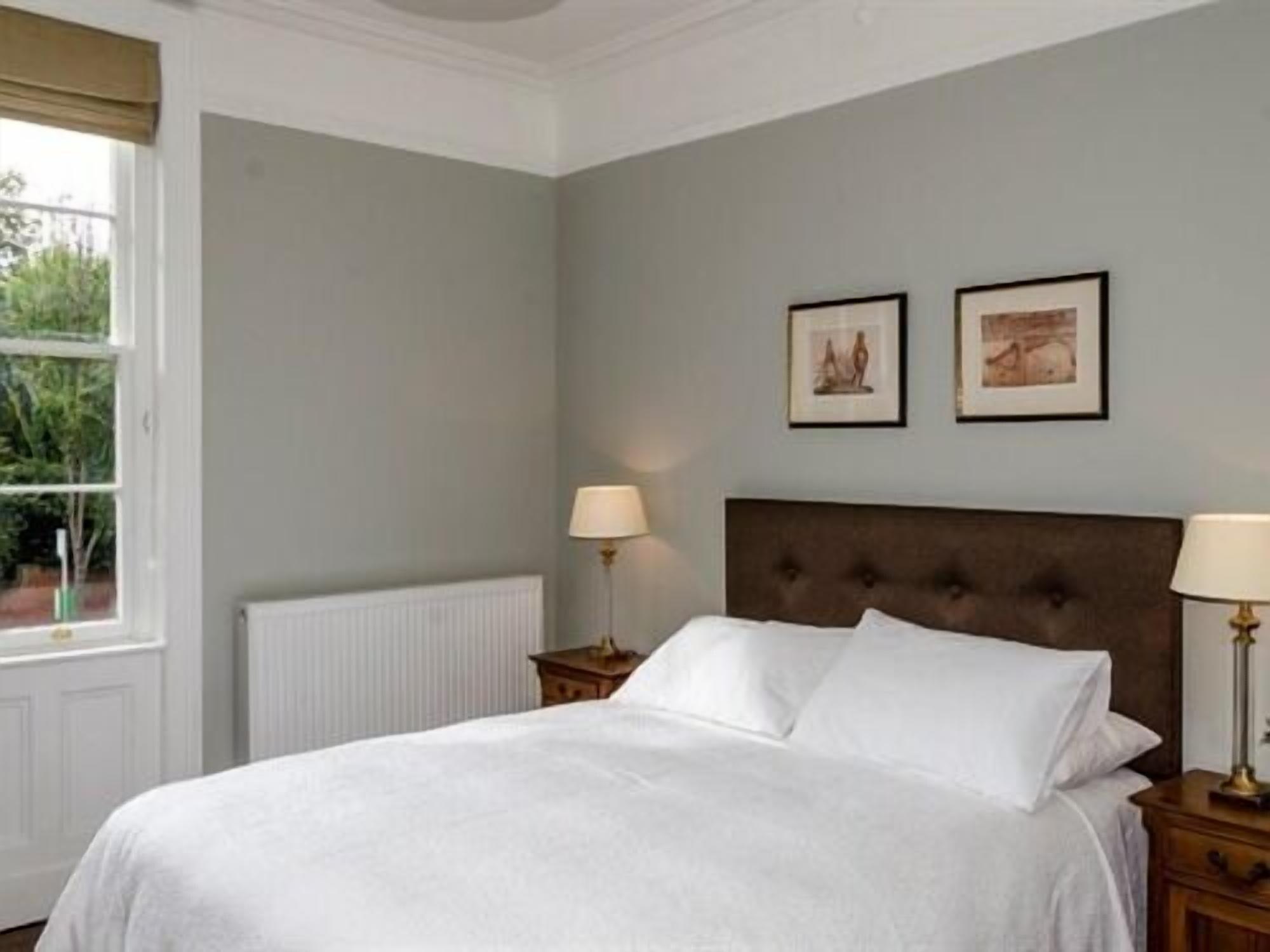 The Lions Bed & Breakfast Newark upon Trent Exterior foto